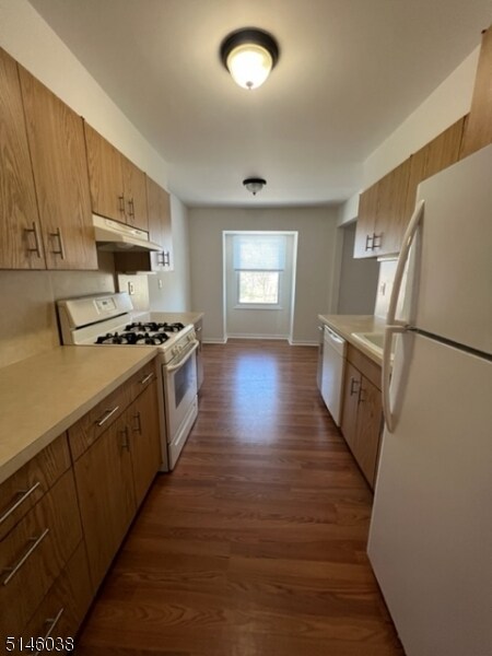 Building Photo - 662 Goffle Rd