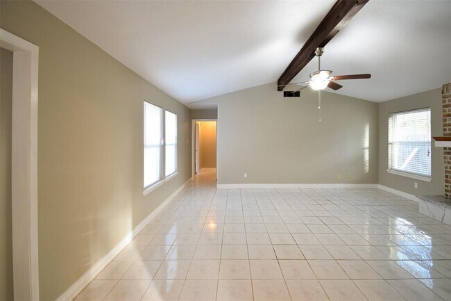 Building Photo - 7119 Autumn Grove Dr
