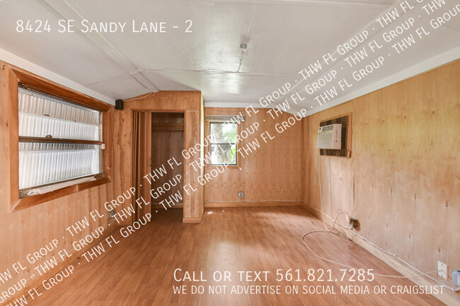 Foto del edificio - 8424 SE Sandy Ln