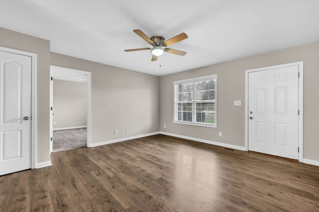 Building Photo - 4781 State Hwy 48