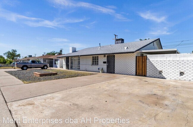 Foto del edificio - 4 br, 3 bath House - 4712 N 27TH AVE