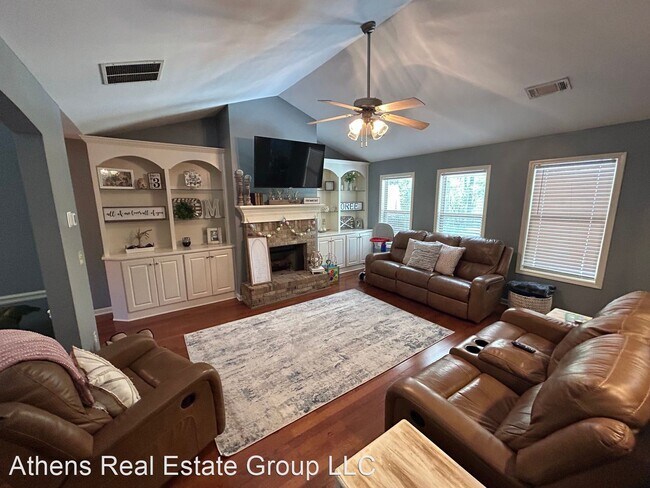 Building Photo - 3 br, 2 bath House - 150 Beaverdam Road