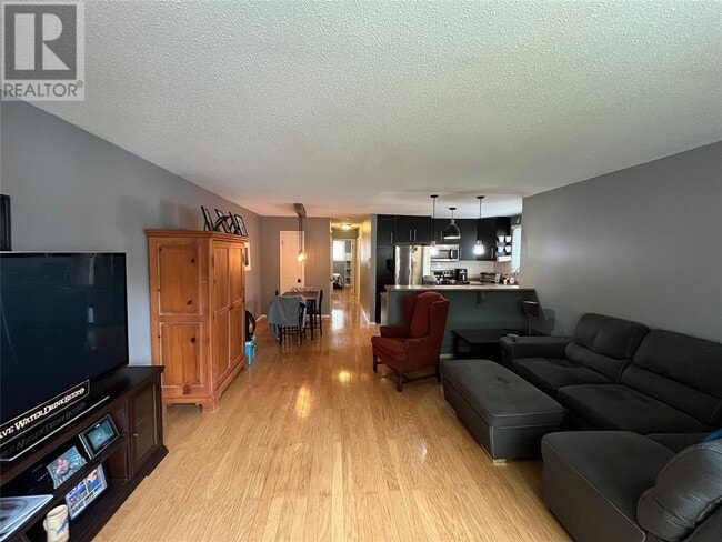 Building Photo - 832 Wilmont Pl