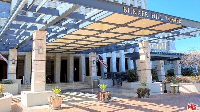 Foto del edificio - 800 W 1st St