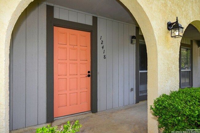 Foto del edificio - SPACIOUS 4-BEDROOM IN VALLEY FORGE