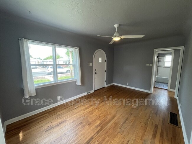 Building Photo - 5618 Balsam St