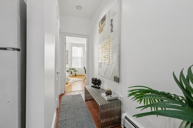 Foto del edificio - 299 8th St