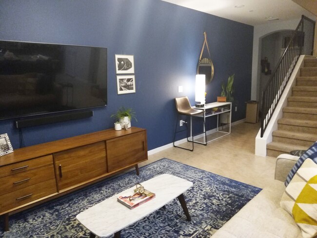 Sala de estar - 2880 Donnell Dr