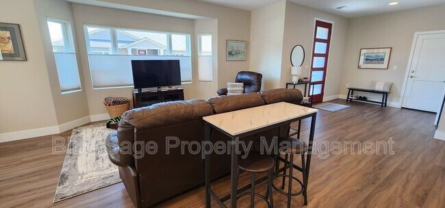 Foto del edificio - 504 W Evergreen Farm Way
