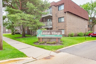 Building Photo - 701 W Central Rd