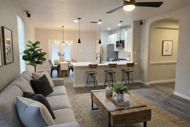 Foto del edificio - 12127 Medina Ml