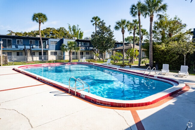 Building Photo - Sumerset Apartments