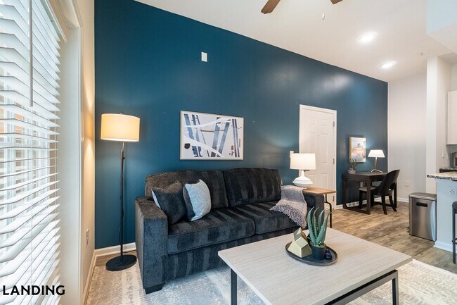 Foto del edificio - 655 W Mallard Creek Church Rd