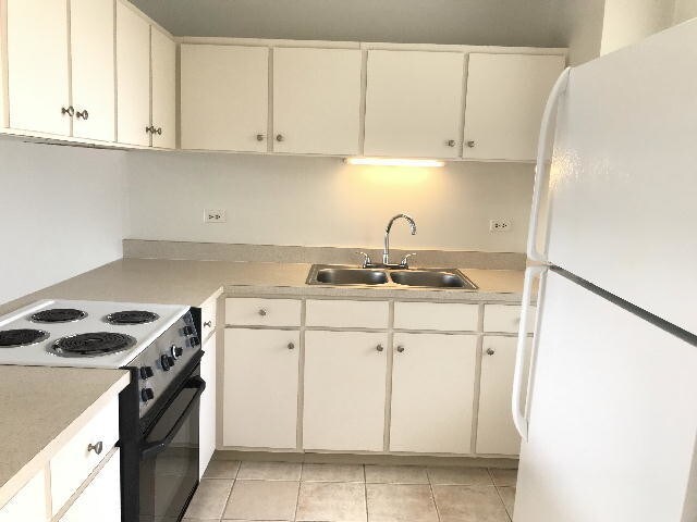 Foto del edificio - LIKINI WEST 1/1/1 ground floor, laundry, pool