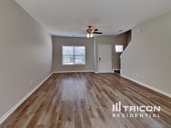 Building Photo - 501 Whirlaway Ct