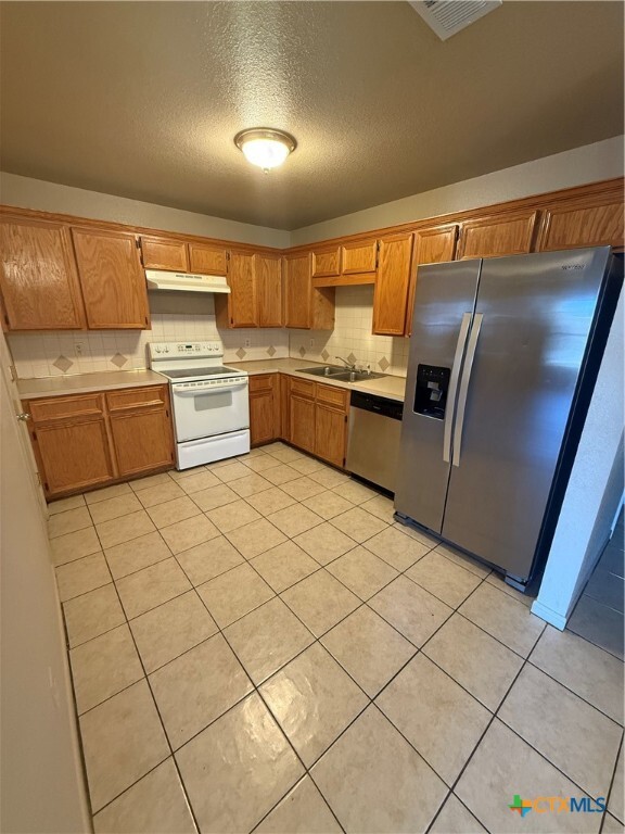 Building Photo - 104 Castellon Ct