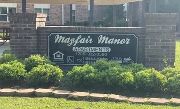 Building Photo - 705 NE 7th St