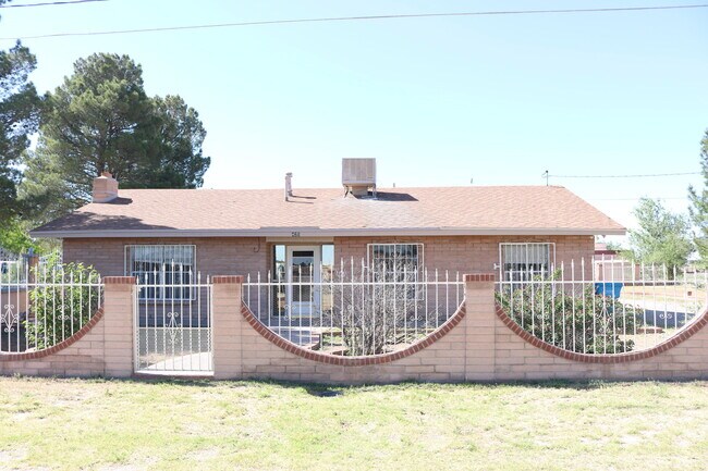 Building Photo - 425 F E Jackson Rd