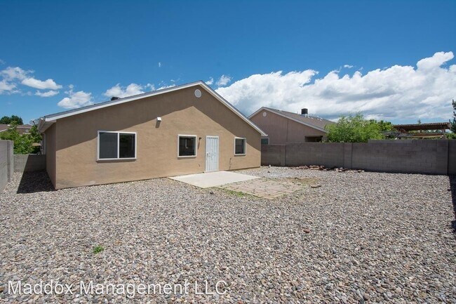 Foto del edificio - 3 br, 2 bath House - 11016 Deer Lodge Plac...