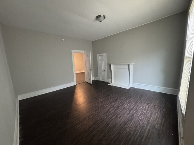 Foto del edificio - 331 McLin St