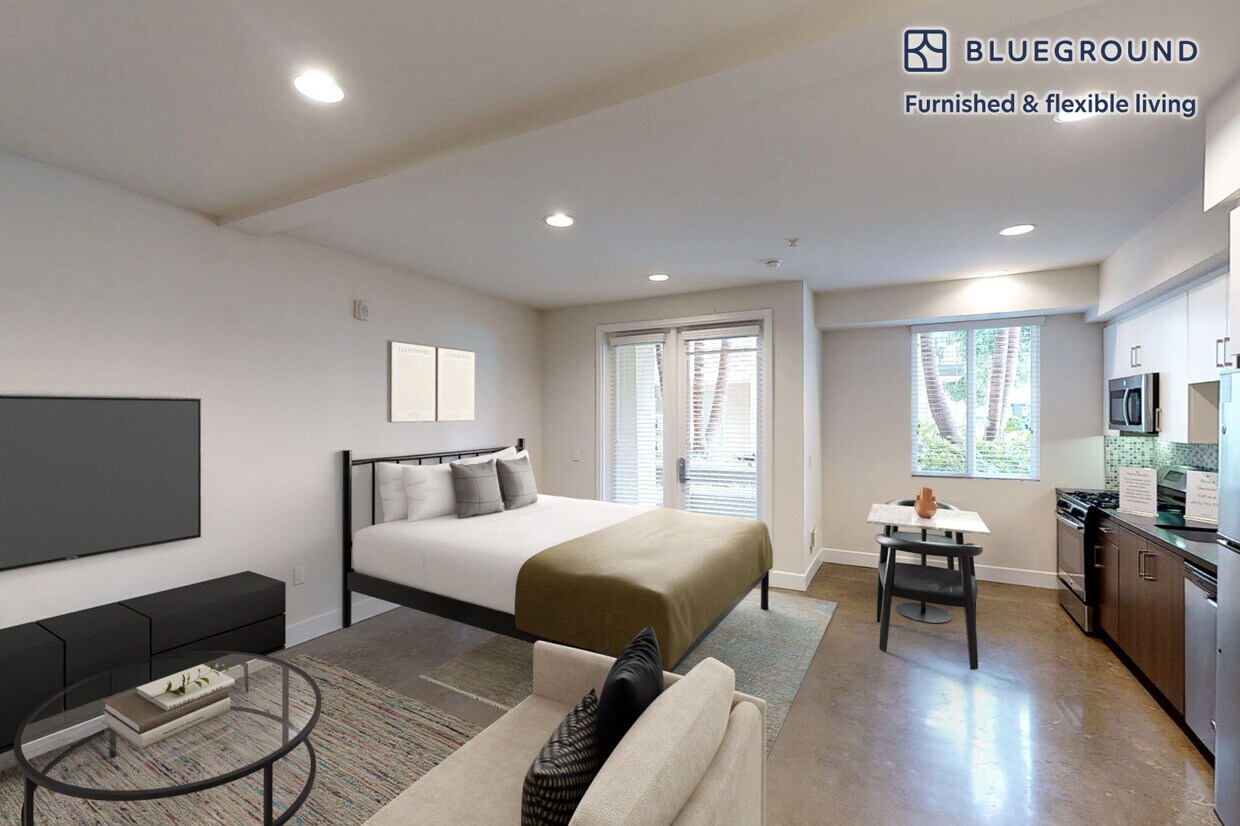 Foto principal - 7400 Center Ave