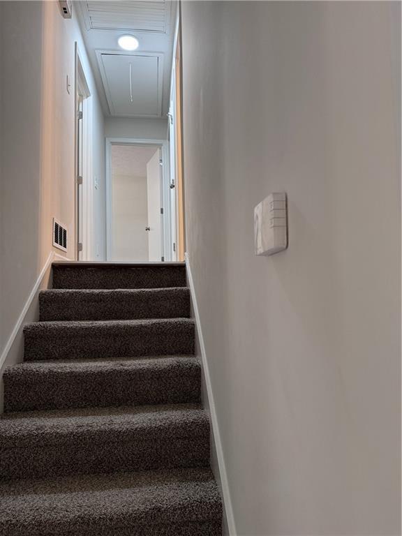 Foto del edificio - 515 Birch Ln NW