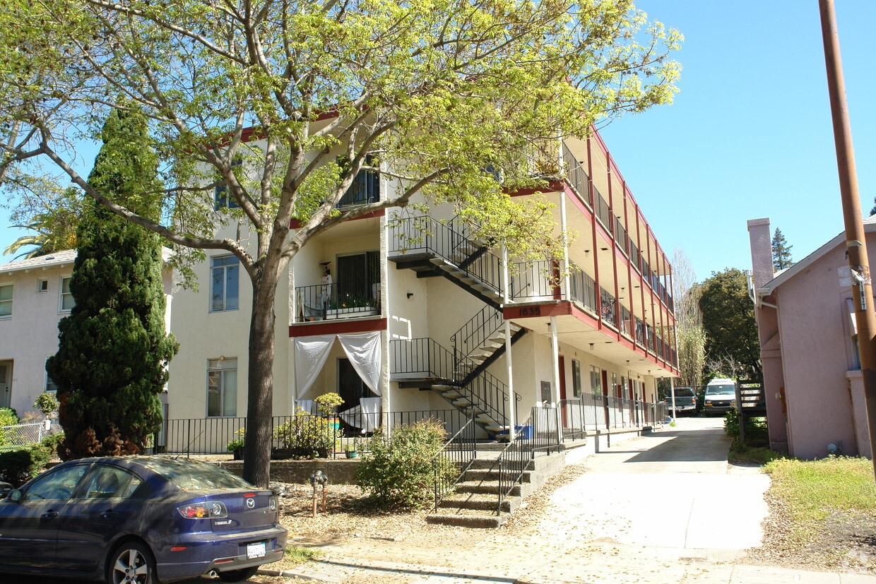 Building Photo - 1635 Martin Luther King Jr Way