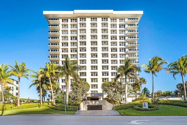Building Photo - 2066 N Ocean Blvd