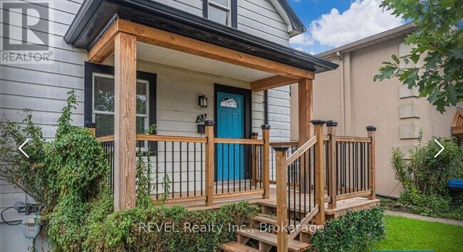 Photo du bâtiment - 23 Hazel St