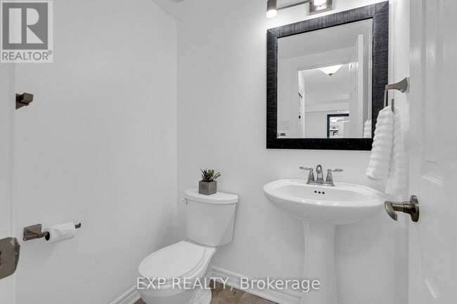 Building Photo - 709 Maloja Way