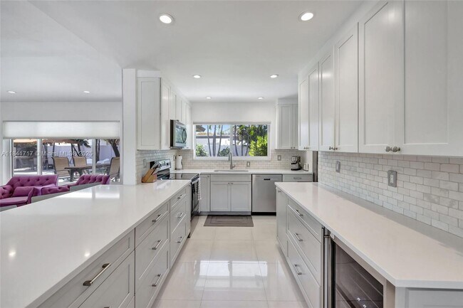 Foto del edificio - 2506 NE 30th St