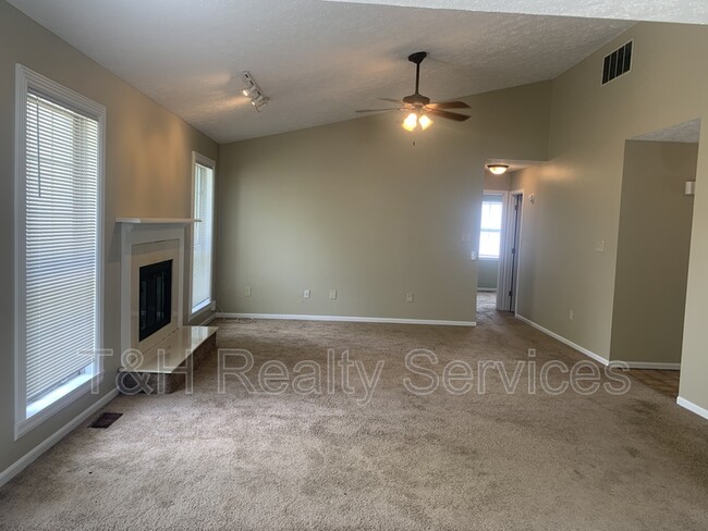 Foto del edificio - 4257 Eagle Bay West Dr