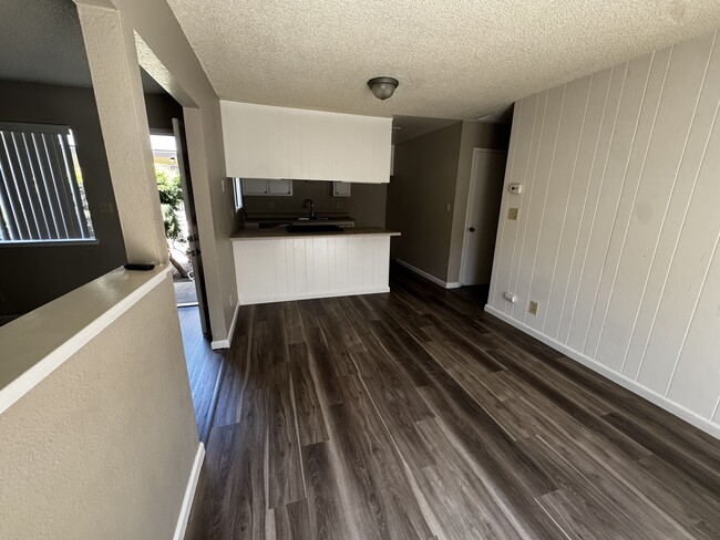 Foto del edificio - 3700 Bridgeford Ln