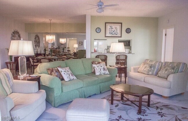 Foto del edificio - 5817 Glencove Dr