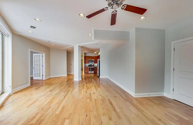 Foto del edificio - Comfortable Living in a Desirable Area