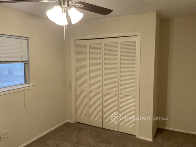 Foto del edificio - 16322 Cypress Point Dr