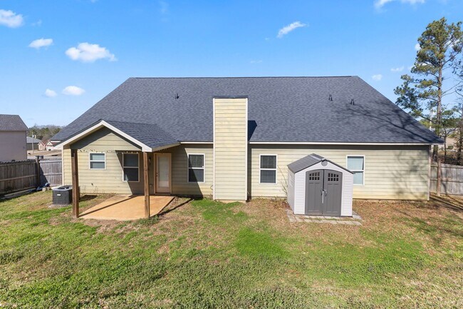 Building Photo - Gorgeous Rental Ready Today!!
