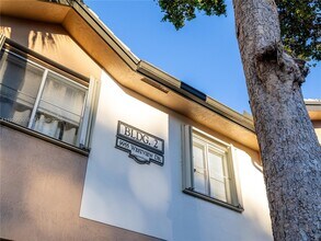 Building Photo - 9955 Westview Dr