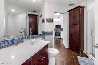 Building Photo - 450 Bayfront Pl