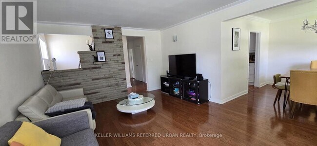 Building Photo - 49 Halkin Crescent