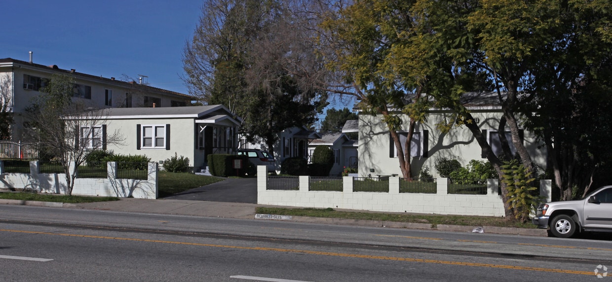 Building Photo - 5627-5635 Monterey Rd