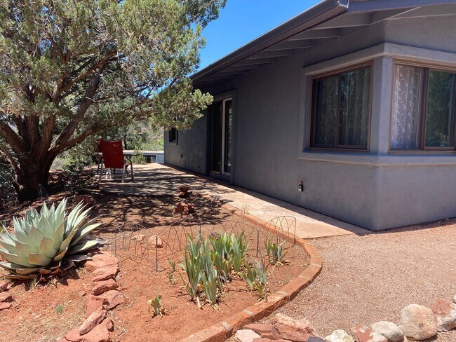 Foto del edificio - HOUSE - OAK CREEK KNOLLS