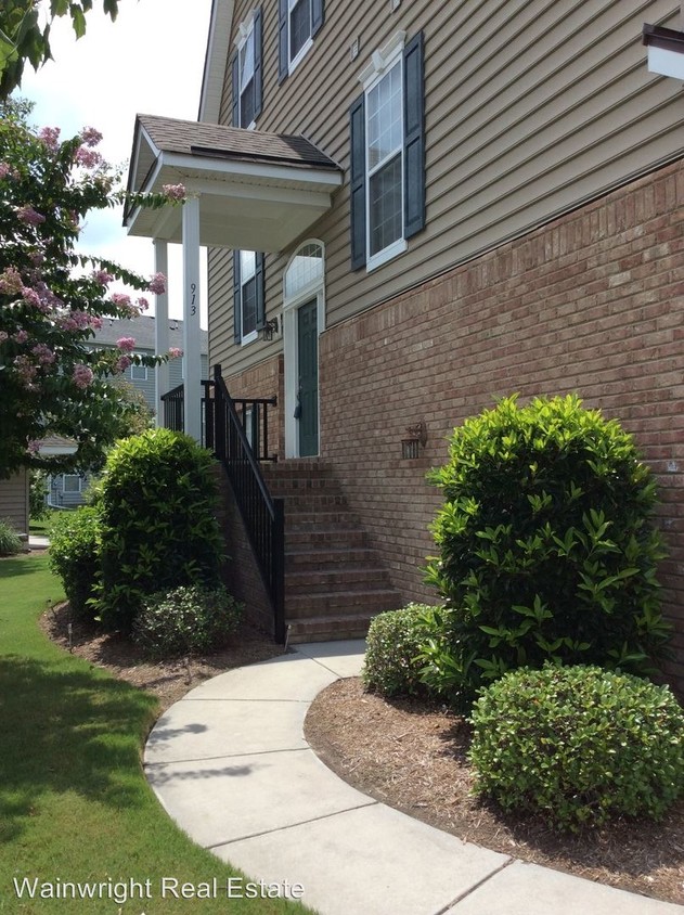 Foto principal - 913 Buckhurst Ln