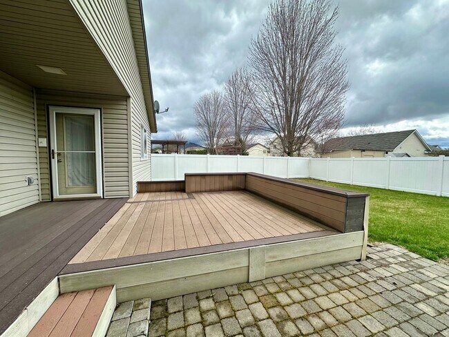 Foto del edificio - RANCHER IN SUNSHINE MEADOWS (APP#58)