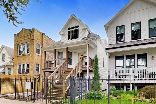 Foto del edificio - 4614 N Springfield Ave
