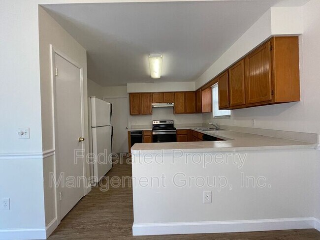 Building Photo - 11071 Lippizan Dr