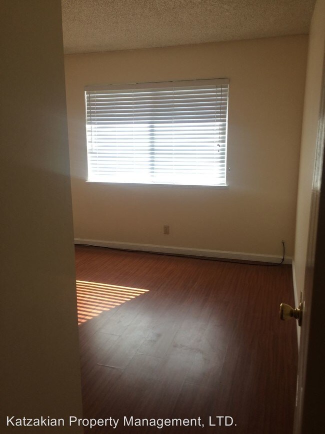 Building Photo - 2919 Toyon Dr