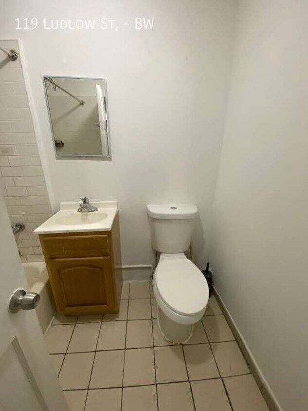 Foto del edificio - 119 Ludlow St