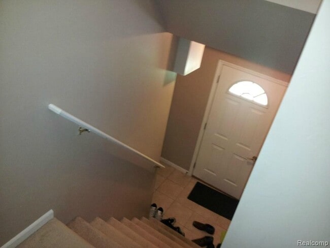 Foto del edificio - 55198 Westchester Dr