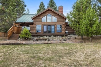 Building Photo - 53020 Bridge Dr